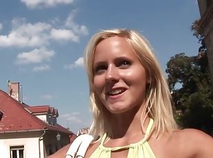 Öreg, Dögös macák, Szopás, Kilövelés, Tinilány, Kemény, (Dad girl), Fiatal (18+), Geci, Szőke