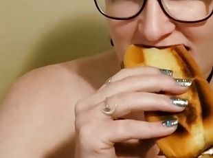 Cooking with Seattle Ganja Goddess! Sandwich munchies satisfied boobs