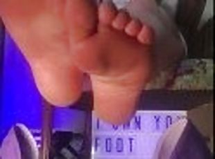 PURPLE PUMP FOOT CUCK TEASER