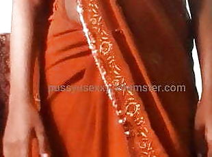 South Indian Bhabi ready to undress 