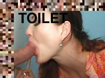 Babetta enjoying glory hole fuck