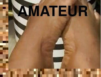 amateur, interracial, pieds, fétiche, solo, branlette-avec-les-pieds