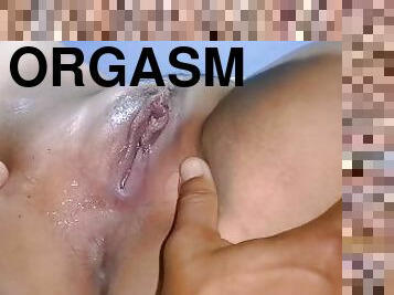 orgasm, pasarica, cu-degetelul, inger, uda