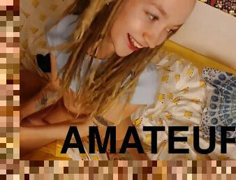 Petite amateur rasta-babe fucks on webcam