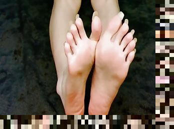 Long toenails taiwan