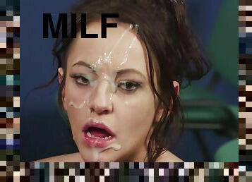 pervy MILF Vickie Powell gets huge facial