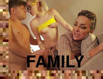 Super hot family sex scene with 2 nymphomaniac sluts
