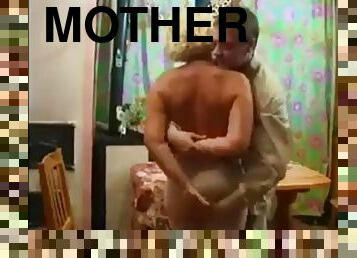 gambarvideo-porno-secara-eksplisit-dan-intens, bersetubuh, ibu-mother