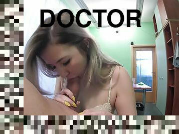 blowjob-seks-dengan-mengisap-penis, dokter, remaja, gambarvideo-porno-secara-eksplisit-dan-intens, sperma, menunggangi, rumah-sakit, realitas, penis, pengisapan