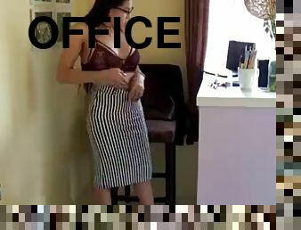 Ts office masturbation