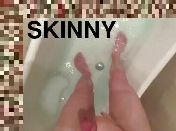 Bath Tub Jerk Off