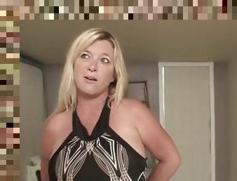 Samantha Lee is an amateur MILF with big boobs and a hungry mouth