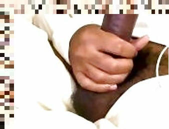 imens-huge, masturbare-masturbation, monstru, amatori, jet-de-sperma, negresa, pula-imensa, facut-acasa, negru, pula