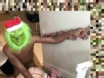 The grinch who stole Snowbunny pussy