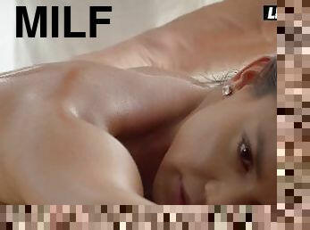 Hot MILF Chloe Lamour Fucked Deep By Huge Cock Masseur - WHITEBOXXX