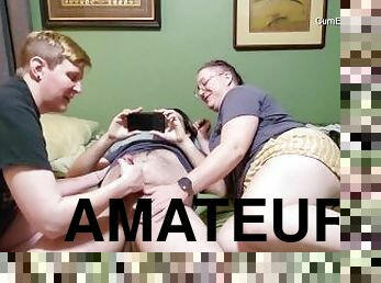 amatør, blowjob, cumshot, hjemmelaget, handjob, trekant, cum, tattoo, pikk, suging