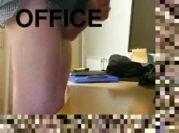 Manager wanks big cock to cumshot in office, big dick hung married straight guy jerks to cum on desk