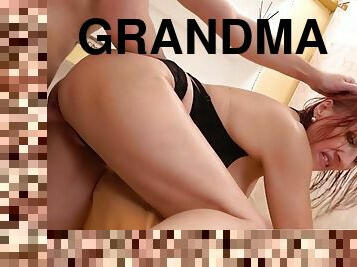 isot-tissit, takaapäin, isoäiti, vanha, suihinotto, isoäiti-granny, milf, kova-seksi, käsihomma, hieronta