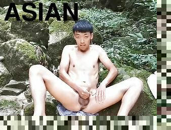 asiatique, masturbation, en-plein-air, amateur, ejaculation-sur-le-corps, ados, gay, branlette, jeune-18, ejaculation