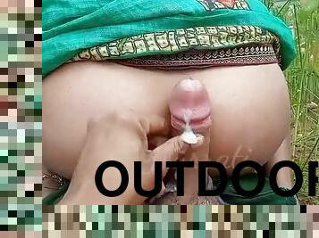 Fuck outdoors in the jungle