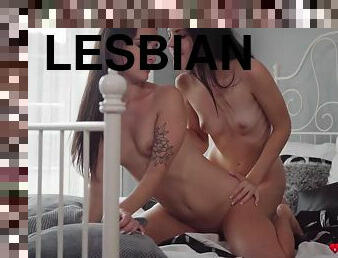 Hotties play games before diving into their lesbian cunts
