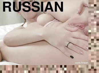 cul, gros-nichons, russe, anal, ados, fellation-profonde, ejaculation-interne, rousse, ejaculation, blonde