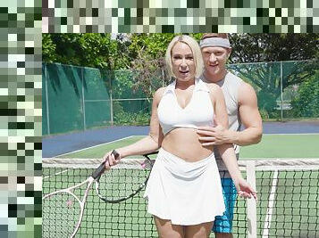 Sporty MILF leads young tennis coach into her bed for crazy sex