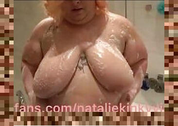 Natalie kinky-hot shower