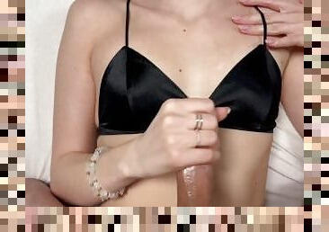 ???? Cum on Sweetie Li beautiful tits in a bra ???? Awesome fast handjob with cum????