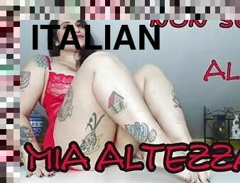 tettone, amatoriali, pov, italiani, feticci, solitari, brunette, dominazione-femminile, tatuaggi