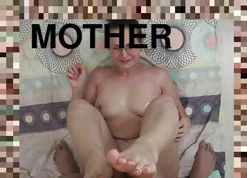 masturbācija-masturbation, čurajoša, vāverīte, amatieris, māte, pašdarināts, māte-mom, māte-mother, fetišs