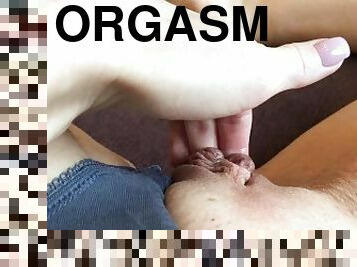 masturbácia, orgazmus, pička, nohavičky, semeno, mokré