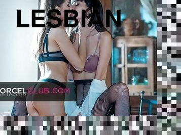 isot-tissit, masturbaatio, orgasmi, typykät, lesbo-lesbian, ranskalainen, sormettaminen, pitkät-sukat, alusasut, rinnat