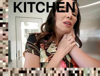 Stepnana Rayveness sucks off Tyler in the kitchen good and good