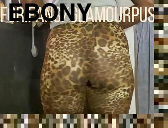 Loud Juicy Farts in Leopard Leggings