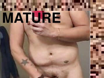 maduro, chorro-de-corrida, gay, regordeta-chubby, mexicano, a-solas, tatuaje, oso, cañero