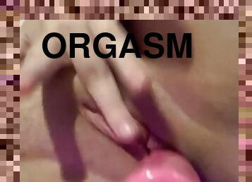 clitoris, masturbaatio, orgasmi, pillu-pussy, amatööri, lelu, isot-upeat-naiset, kiimainen, tuhma-naughty, soolo