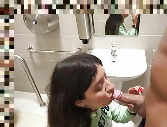 She asked me to fuck her in the public bathroom of the mall - I couldn&#039;t refuse