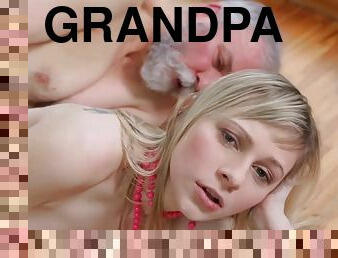 papa, vieux, babes, ados, jeune-18, plus-agée, grand-papa, vieux-jeune, petits-seins