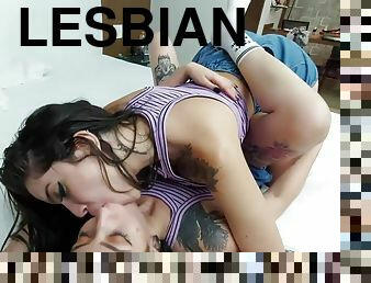 Mf Lesbians Kissing