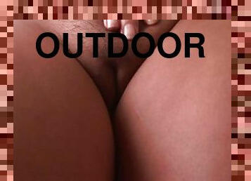 en-plein-air, public, chatte-pussy, maigre, babes, ados, doigtage, coquine, petite, solo