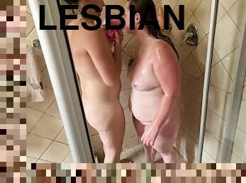 bañando, tetas-grandes, gorda, coño-pussy, lesbiana, adolescente, francés, regordeta, regordeta-chubby, besando