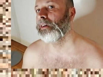 1ncandenza jerks off with cum on his beard