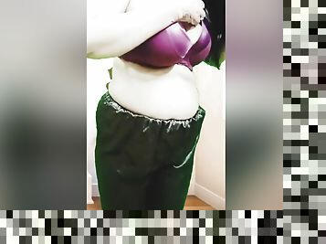 Desi Sexy Wife Showing Big Boobs On Video Nasty Desi Village Wife - Clear Hindi Audio