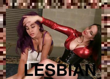 Finishing the superheroine lesbian sex