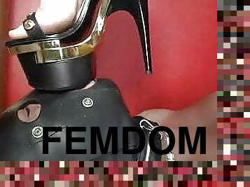 bdsm, femme-dominatrice, talons-hauts