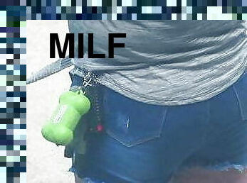 Sexy Milf Ass Shorts