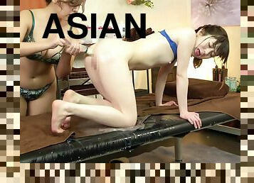 asiatique, cul, gode-ceinture, babes, lesbienne, jouet, japonais, massage, méchant