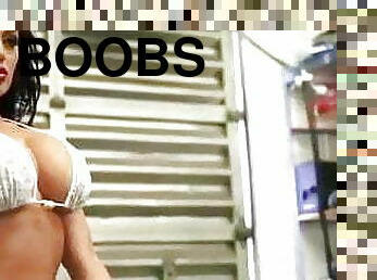 Big boobs Bikini girl exposed xx