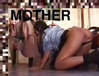 mother eats her girl out